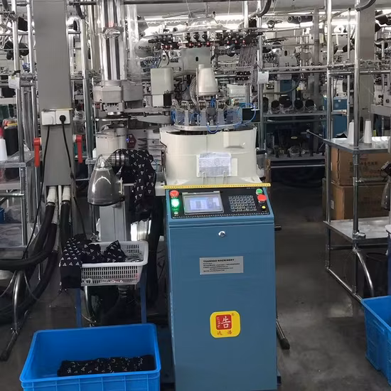 Wählen Sie die automatische Sockenstrickmaschine für Frottee. Computergesteuerte Sockenmaschine